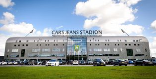 Cars Jeans Stadion - foto 2