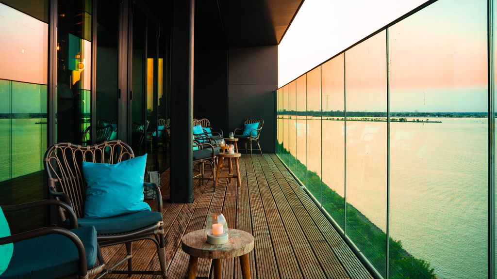 Rooftop Sky Bar Four Elements Hotel  - foto 2