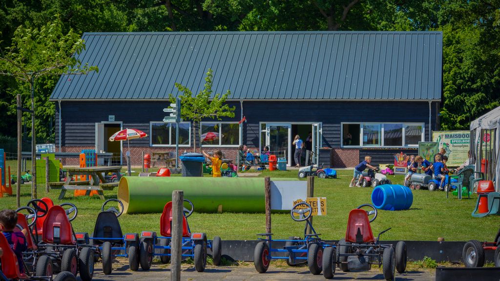 Speelboerderij/Maisdoolhof Malden